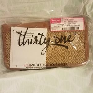 Thirty one wallet